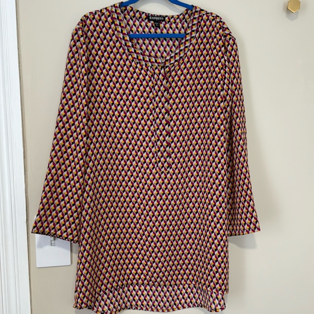 Express women’s Small S tunic blouse, purple black yellow geometric light